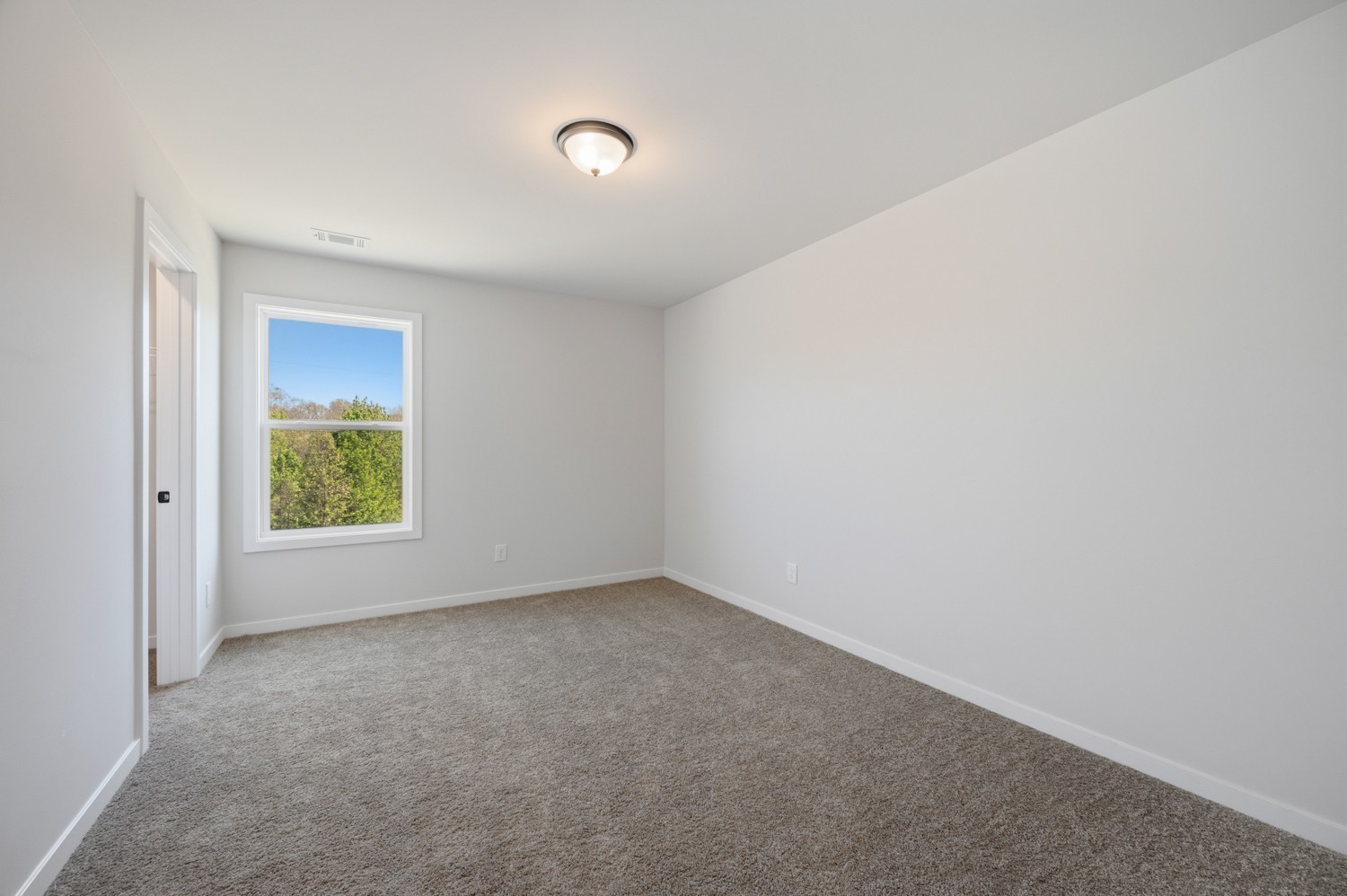 236 Hampshire Way, White House, TN 37188