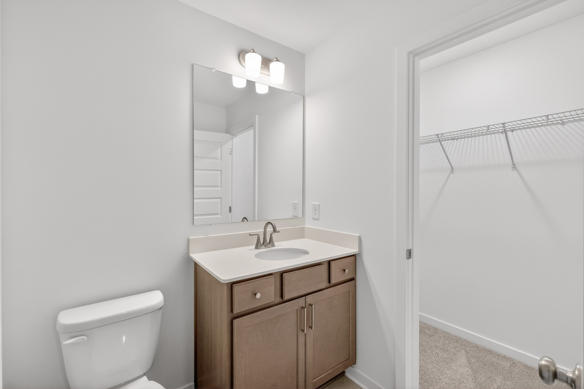 221 Hampshire Way, White House, TN 37188