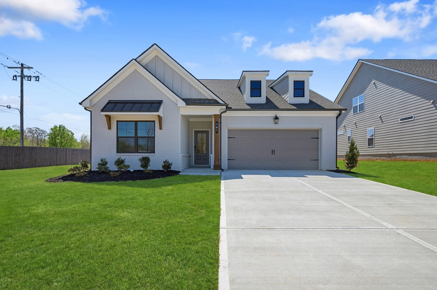 1688 Charlie Pl, White House, TN 37188