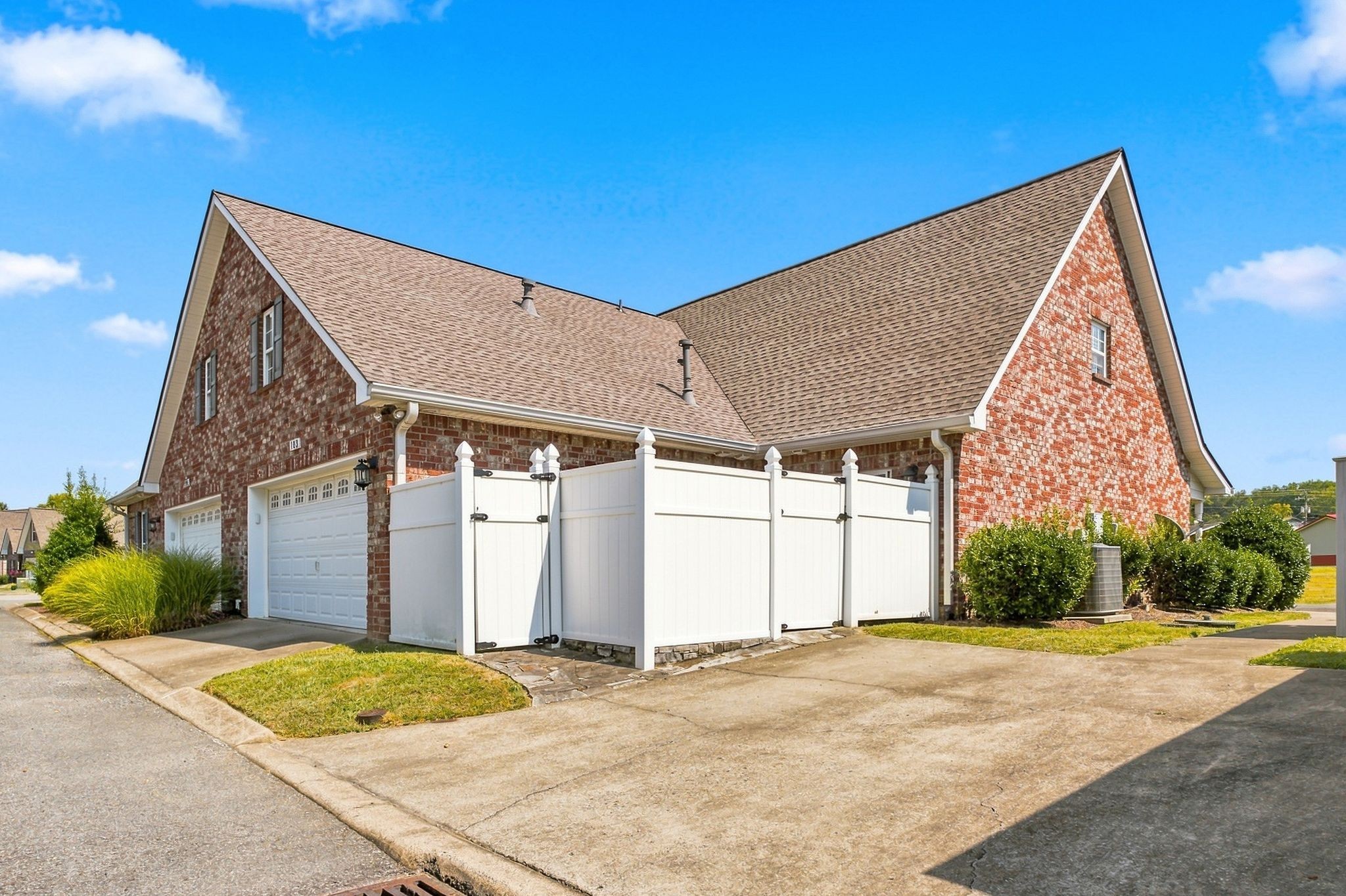 103 Shore Dr, White House, TN 37188