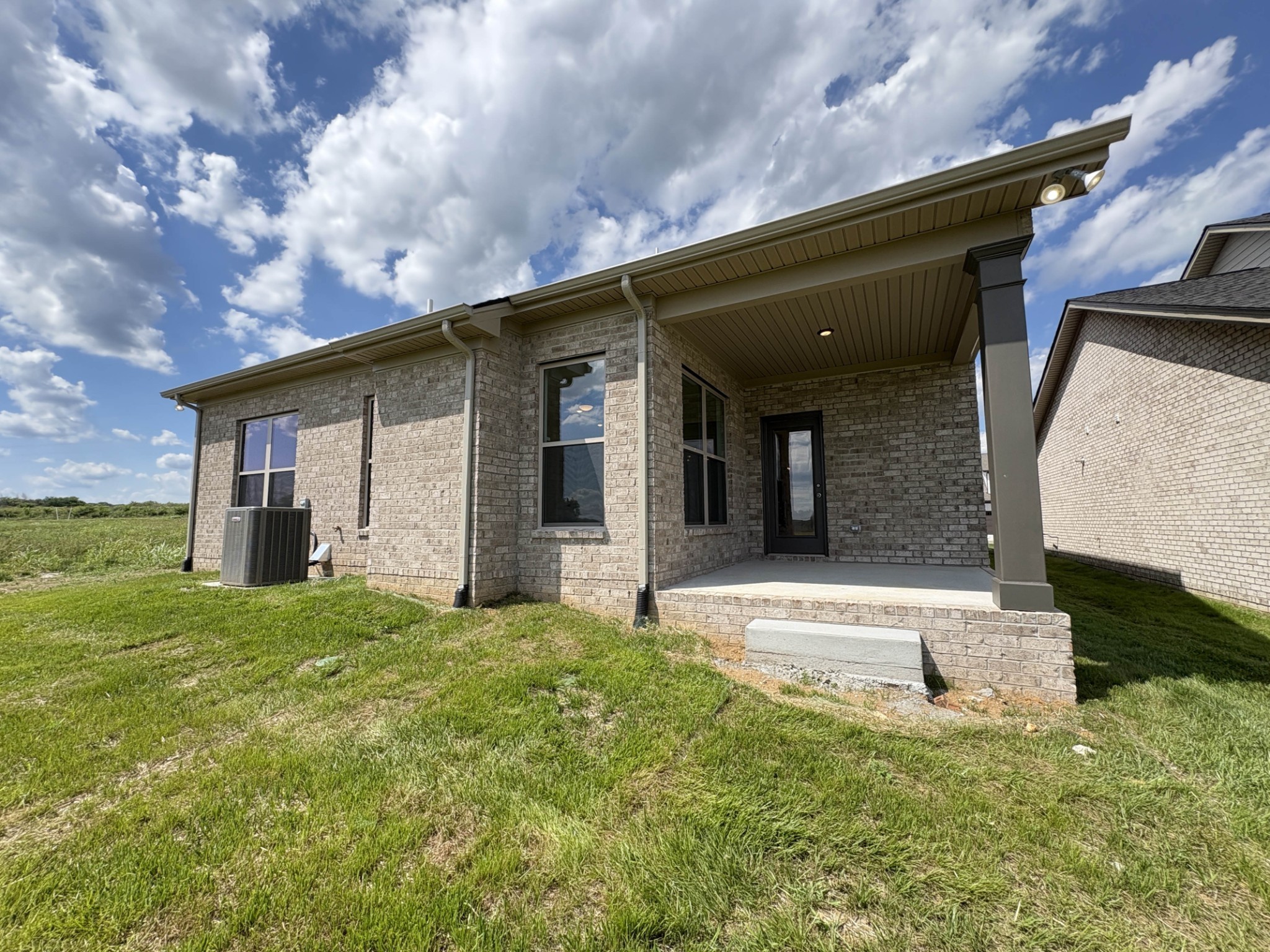 1211 Anson St, Gallatin, TN 37066