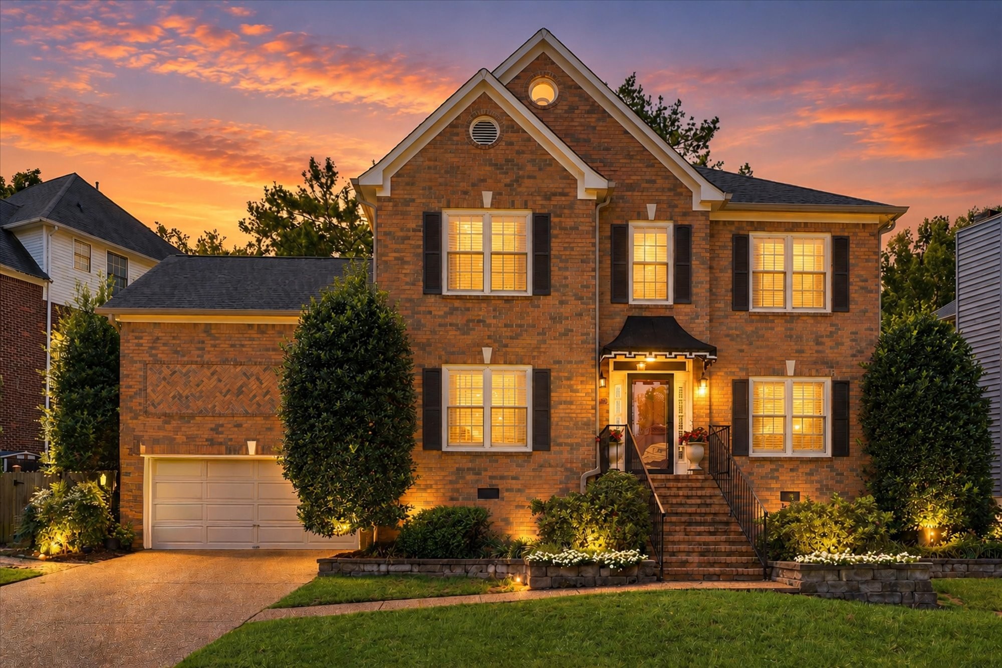 8456 Indian Hills Dr, Nashville, TN 37221