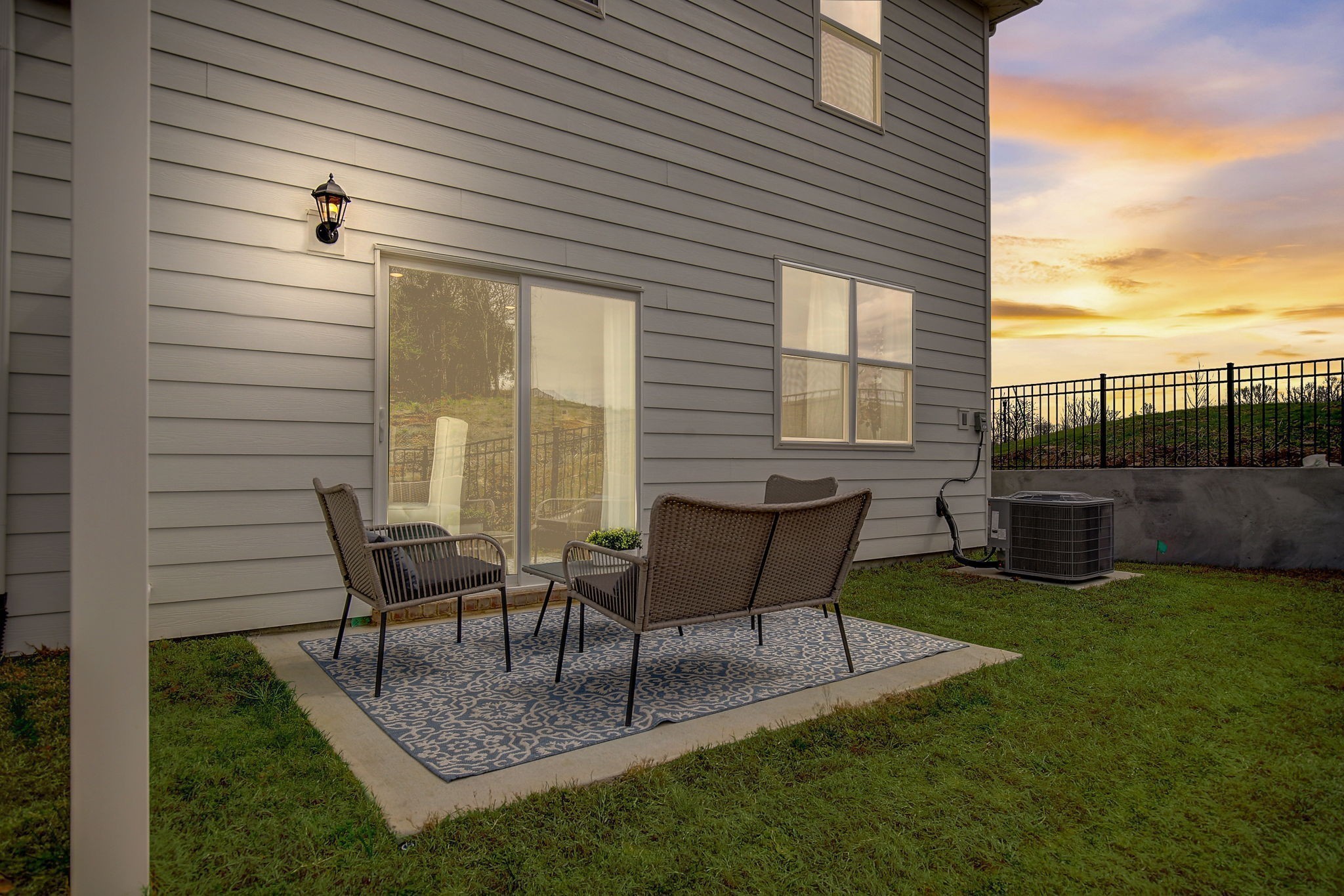 2236 Harlequin Point, Lebanon, TN 37090