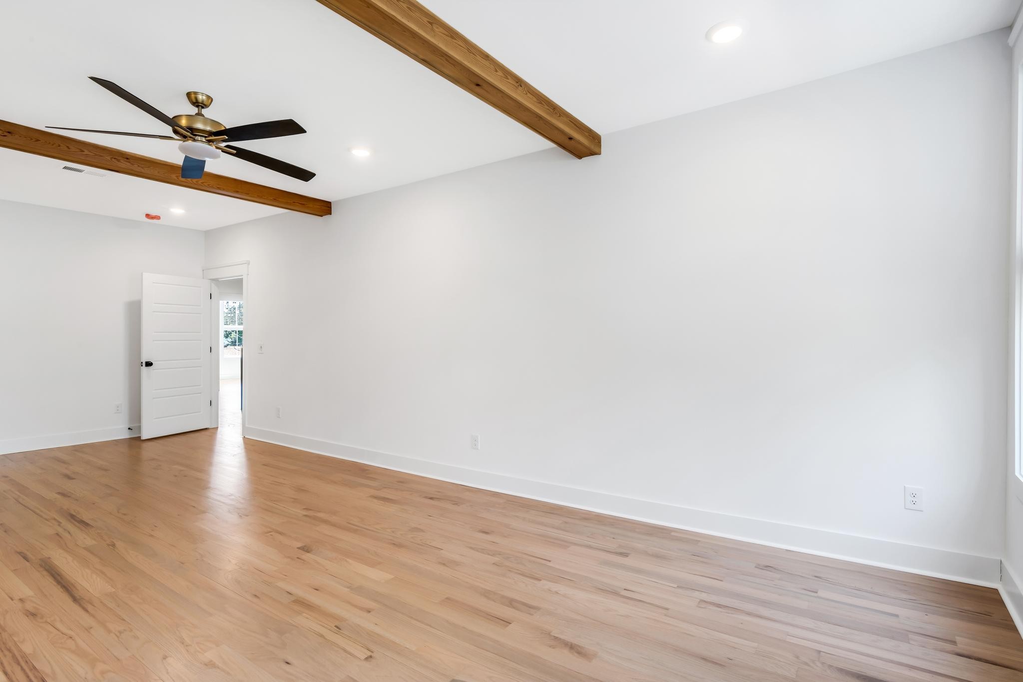 1902 12th Ave N, Nashville, TN 37208