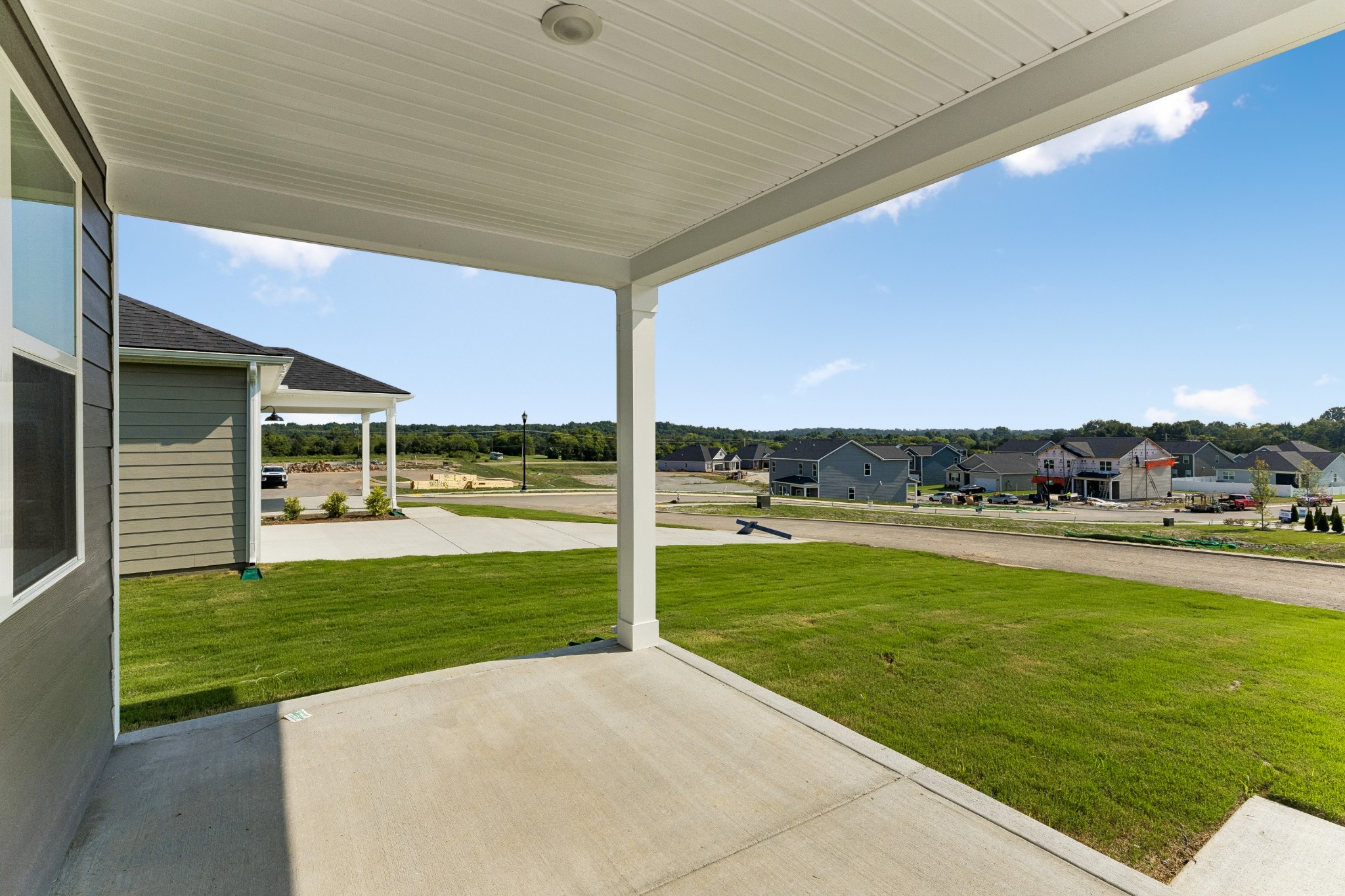 4019 Red Hawk Rd, Columbia, TN 38401