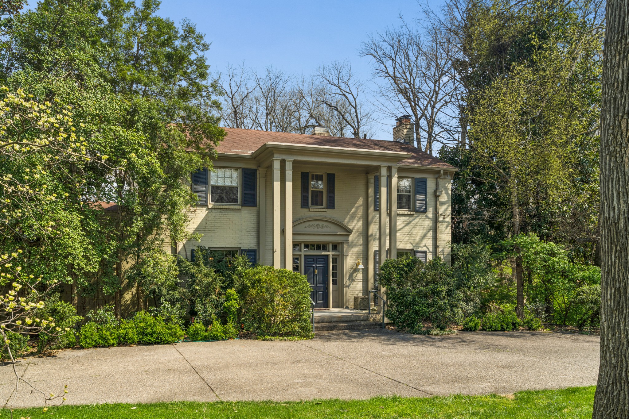4216 Estes Rd, Nashville, TN 37215