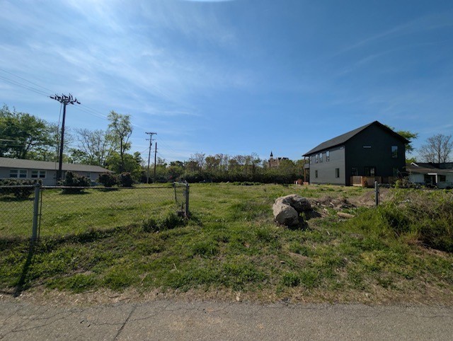 1700 Scovel St, Nashville, TN 37208