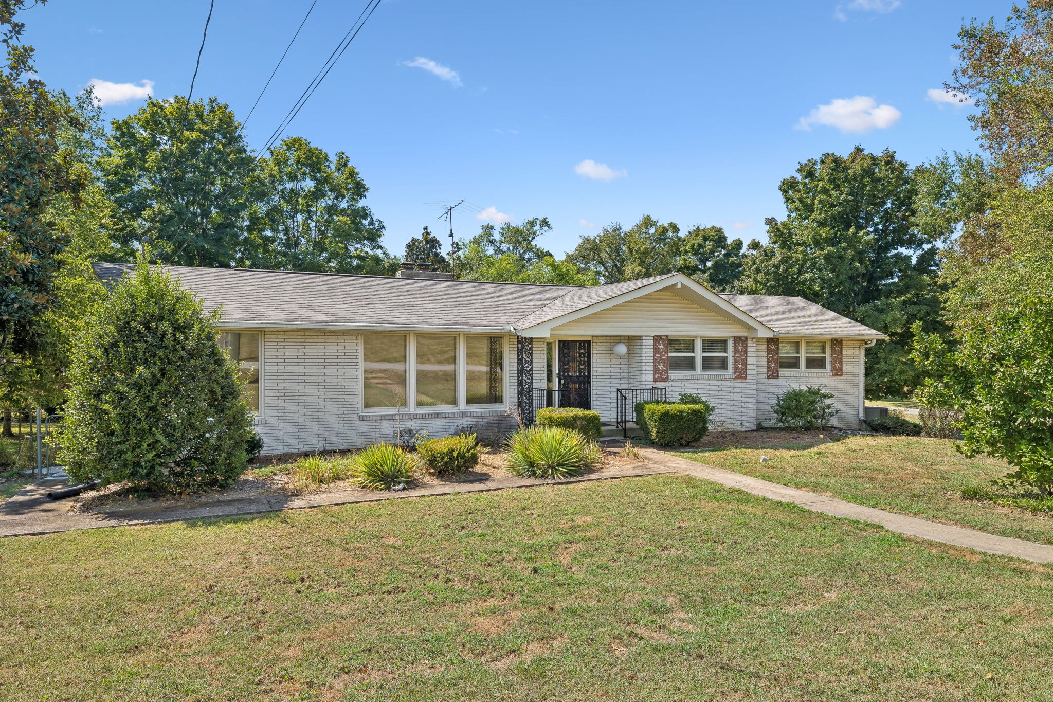 1225 Dalemere Dr, Nashville, TN 37207