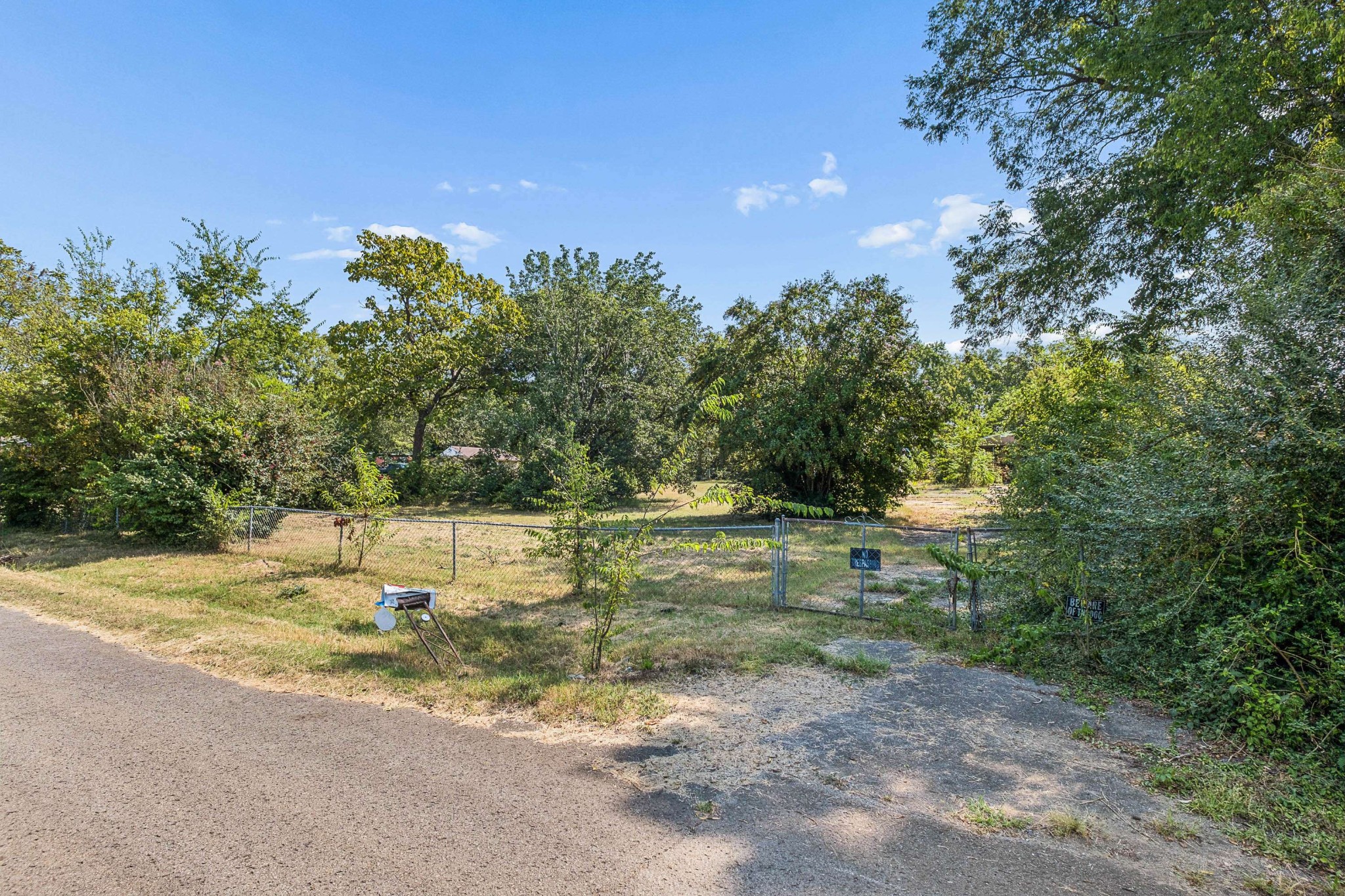 3904 Milford Rd, Nashville, TN 37218