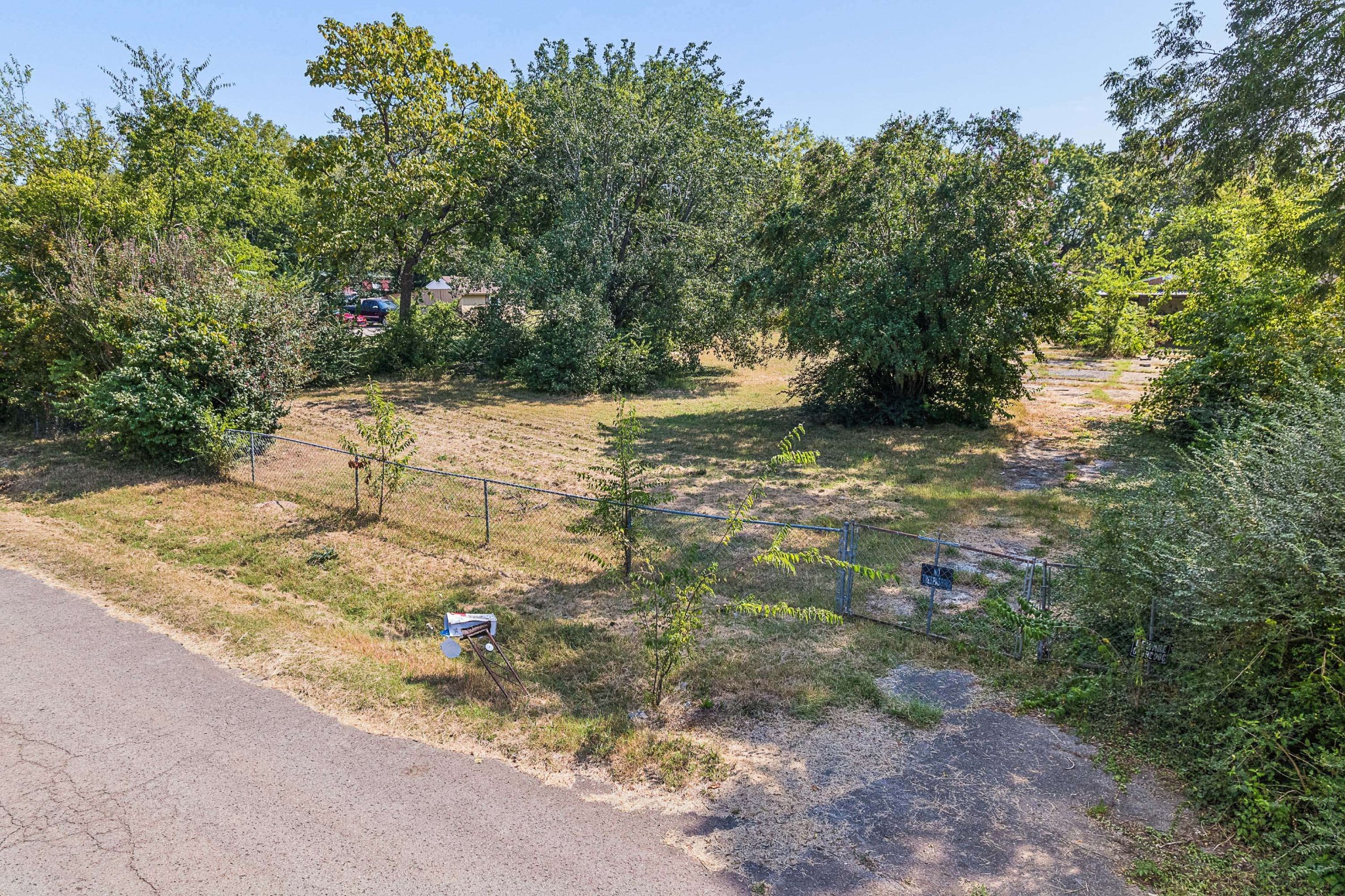 3904 Milford Rd, Nashville, TN 37218