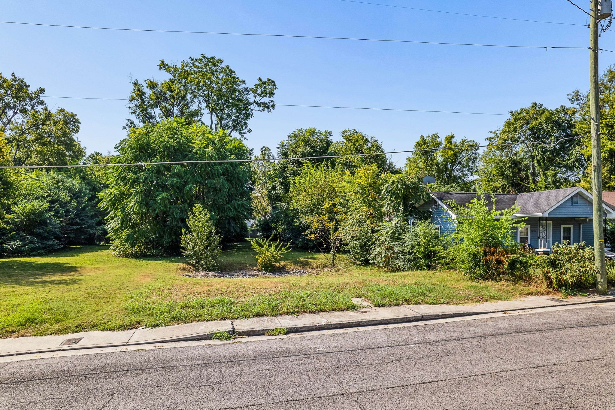 2421 Meharry Blvd, Nashville, TN 37208