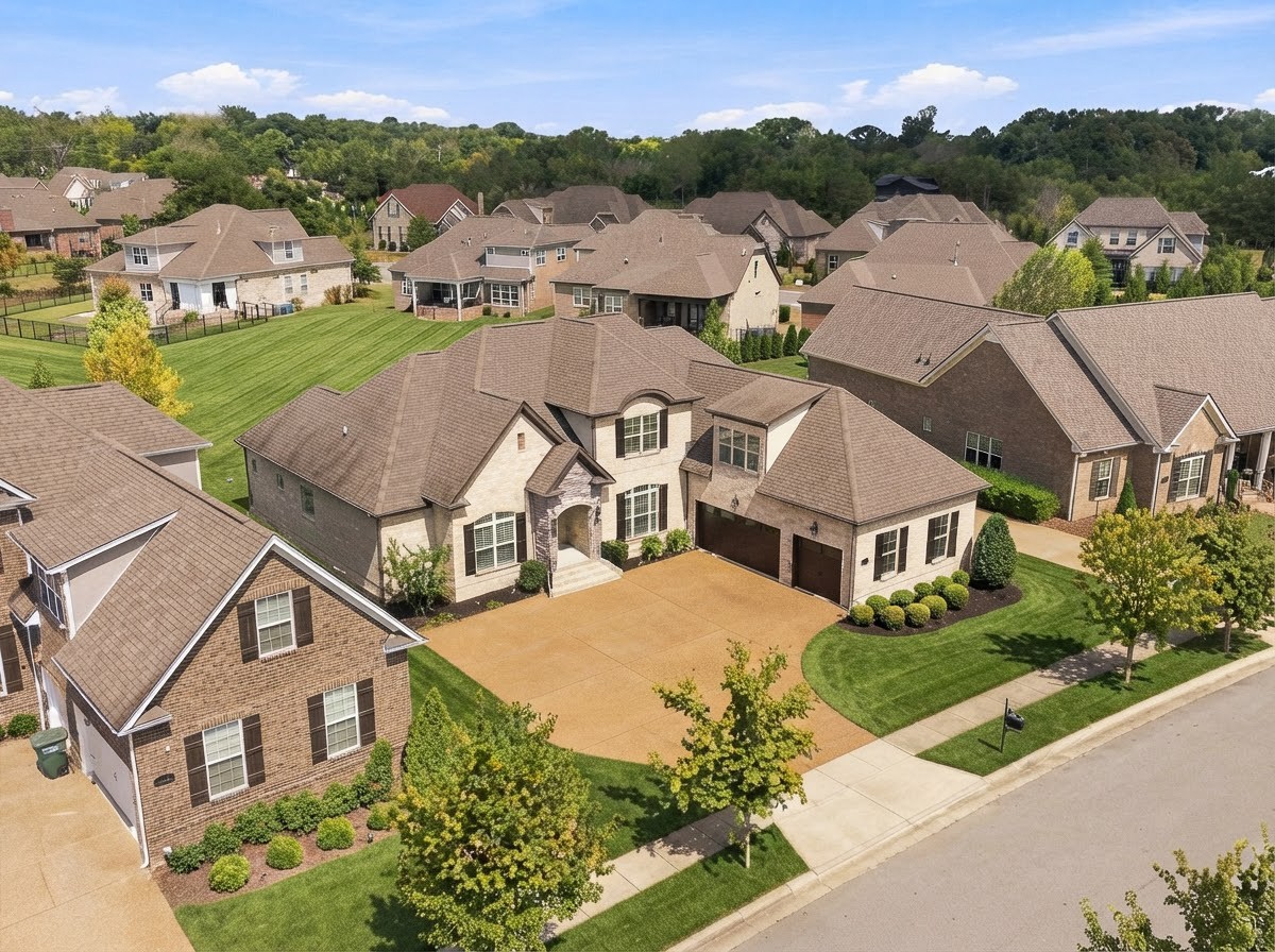 2152 Sugar Mill Dr, Nolensville, TN 37135