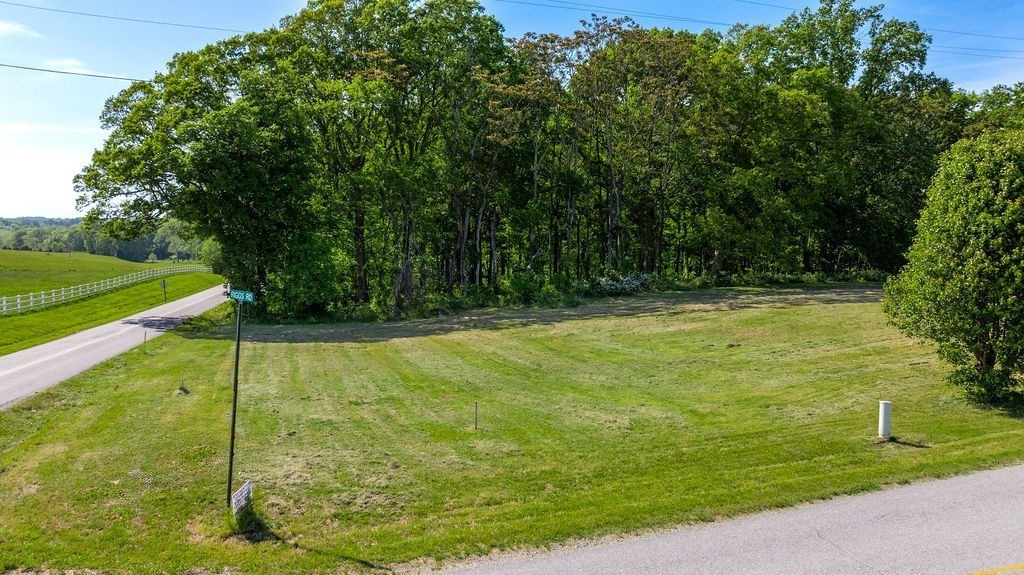 101 Riggs Rd, Portland, TN 37148