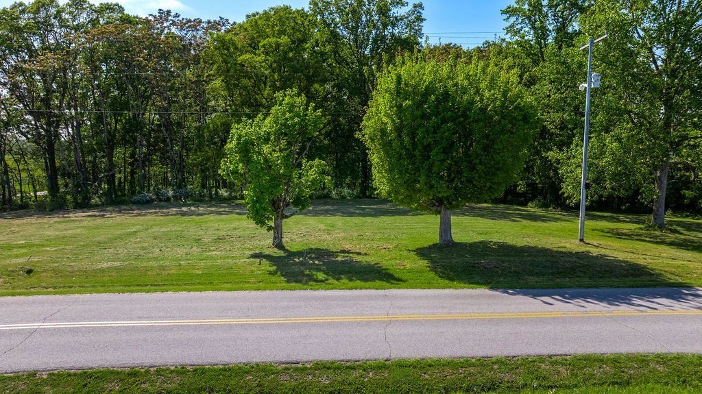101 Riggs Rd, Portland, TN 37148