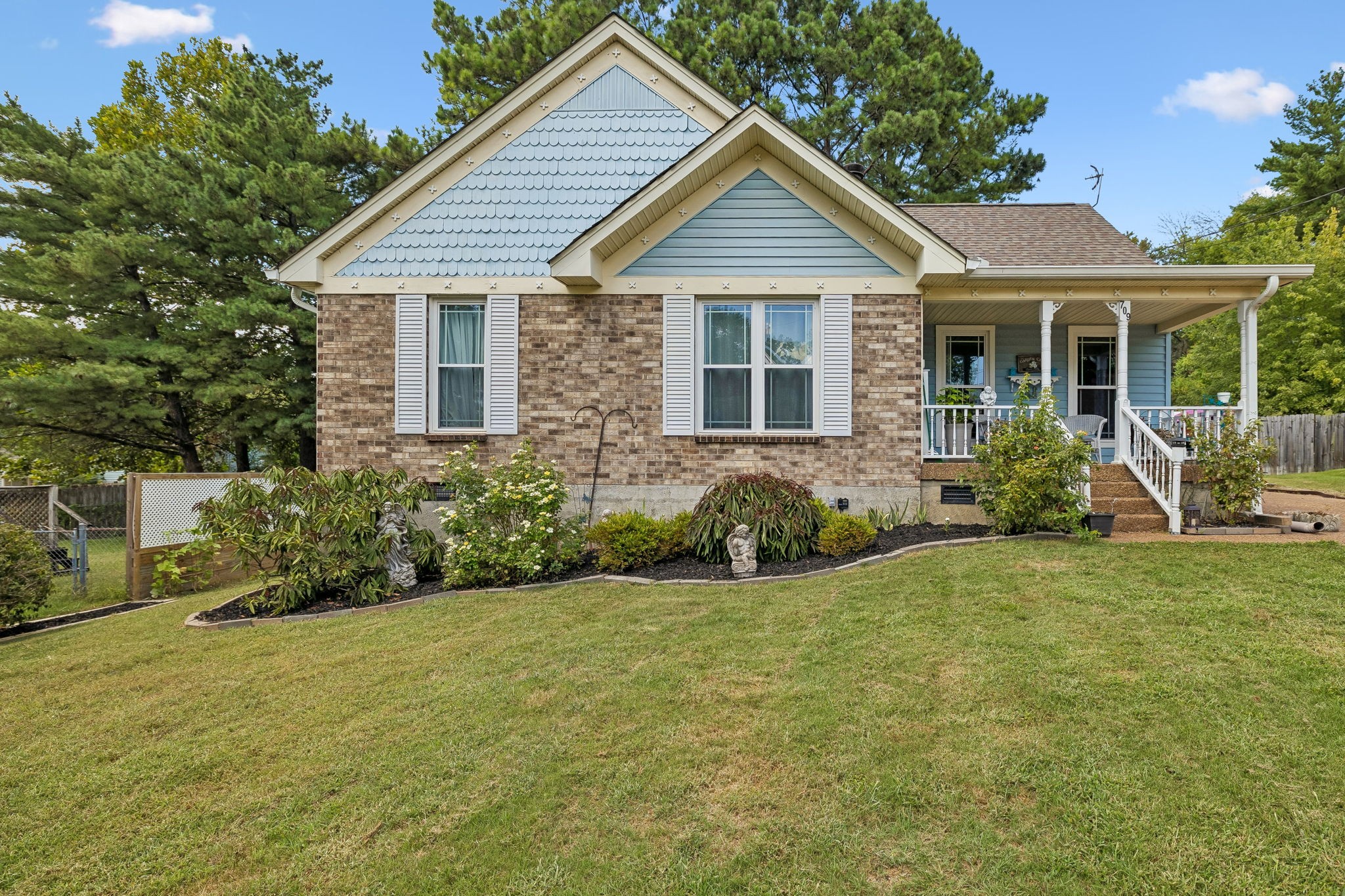 709 Woodbrier Ct, Hermitage, TN 37076