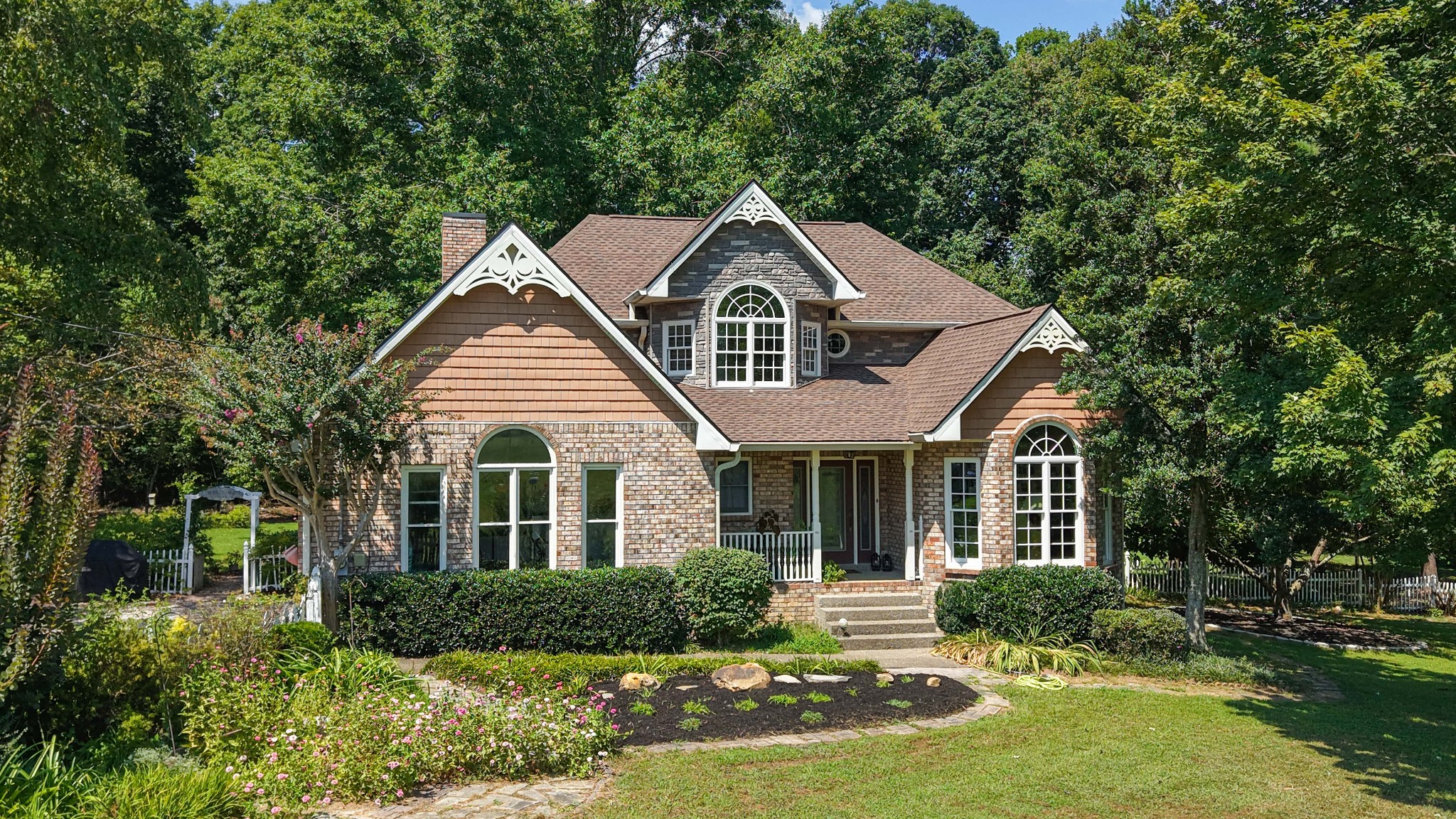 1998 Wingo Way, Goodlettsville, TN 37072