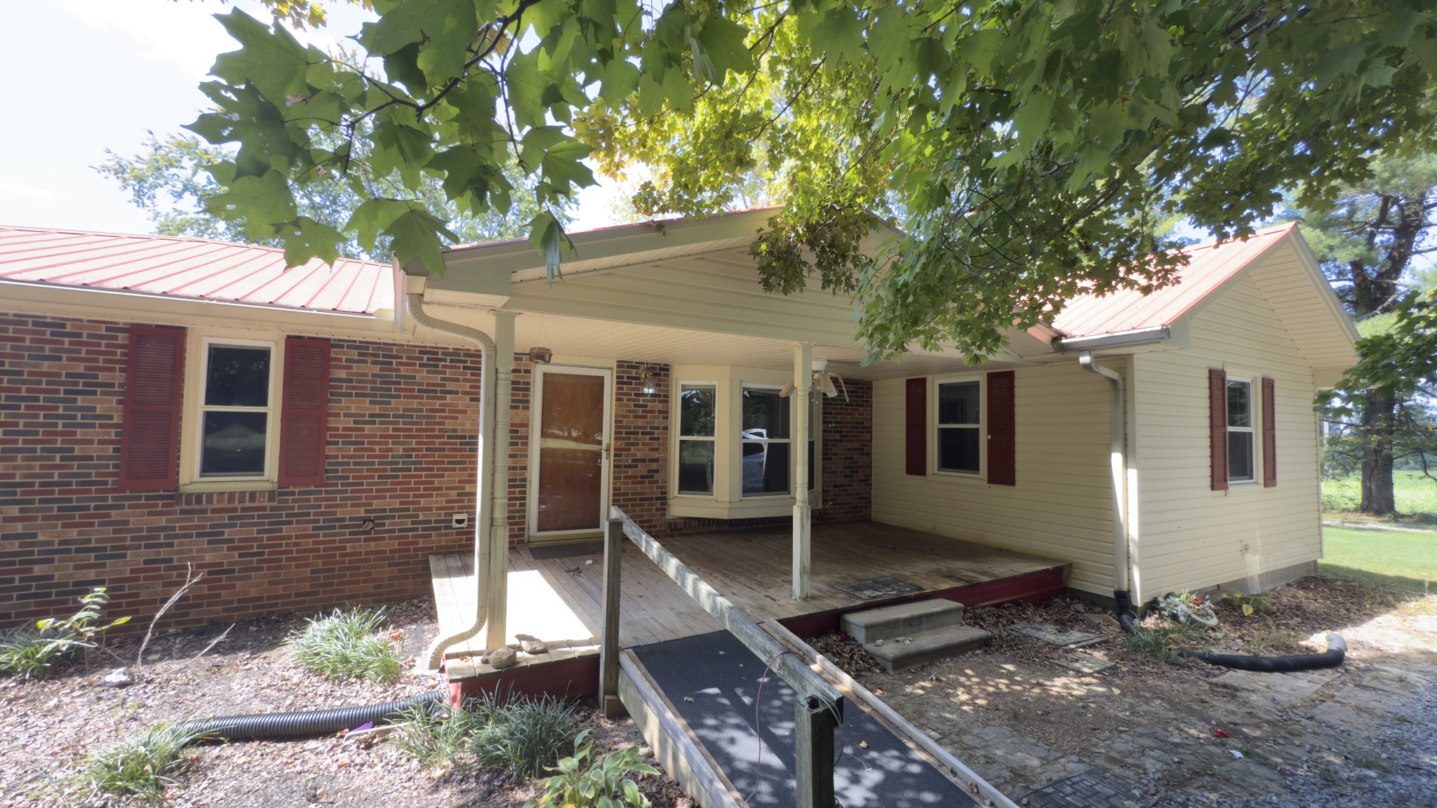 1139 Pleasant Valley Rd, Chapmansboro, TN 37035