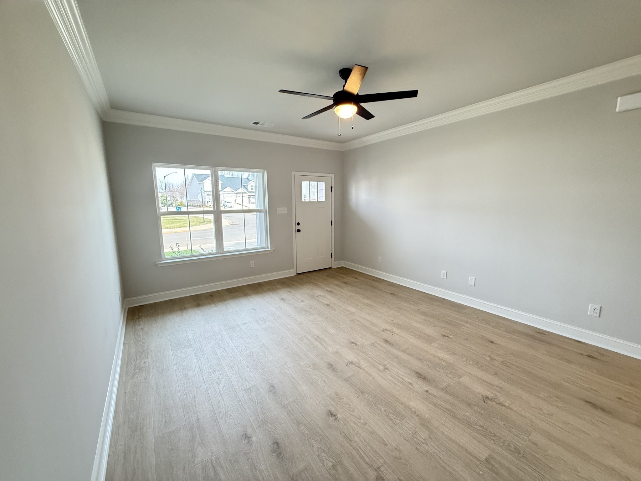 607 Rohan Dr, Murfreesboro, TN 37129