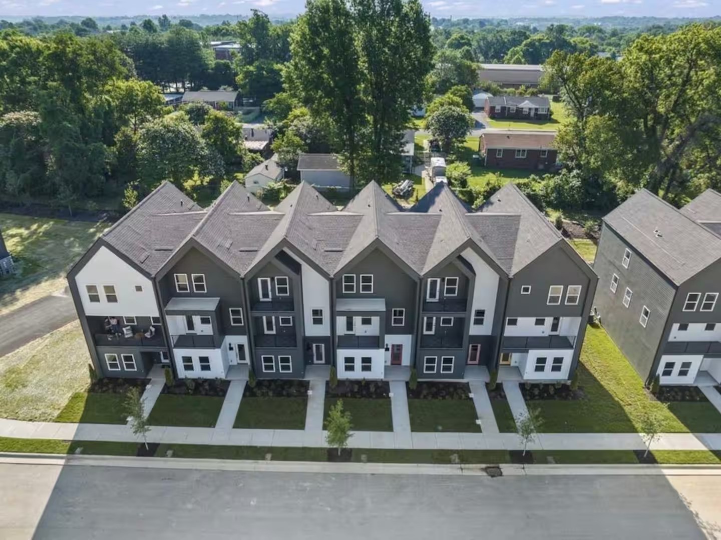 108 Fitzgerald Dr, Nashville, TN 37214