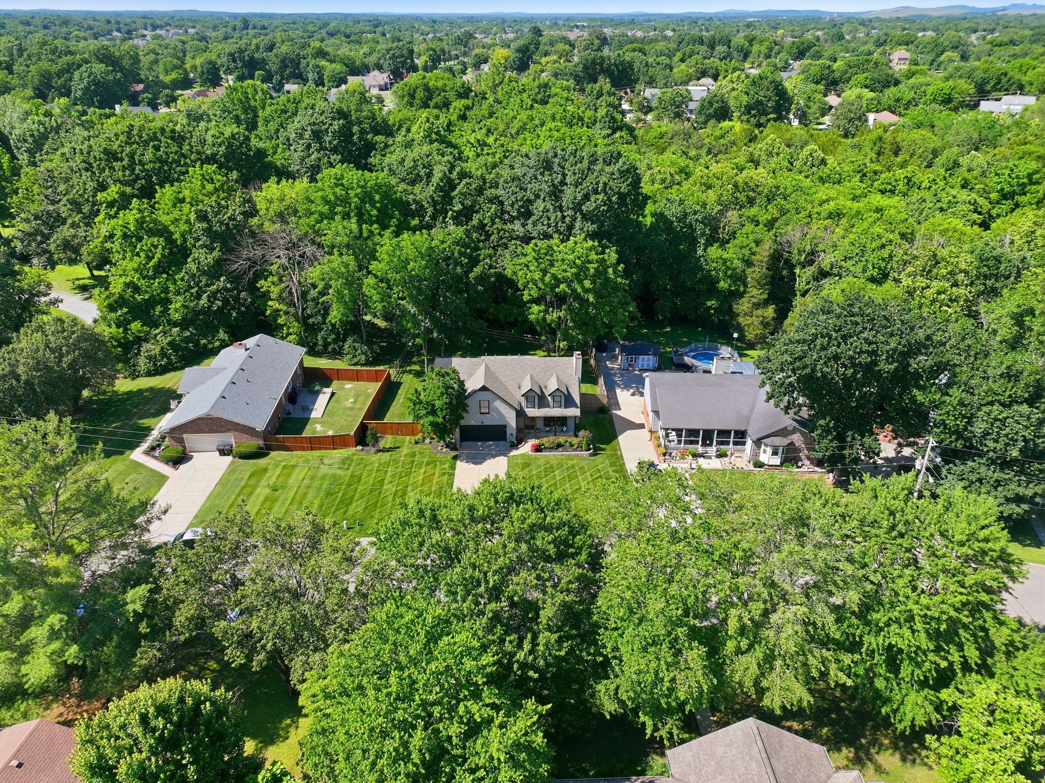 1348 Marymont Dr, Murfreesboro, TN 37129