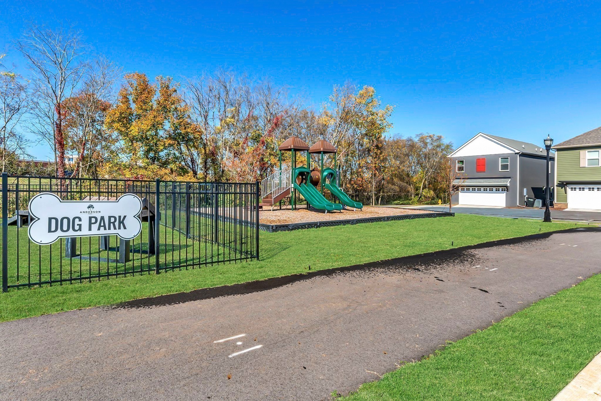 602 Granbury Pvt Dr, Hendersonville, TN 37075