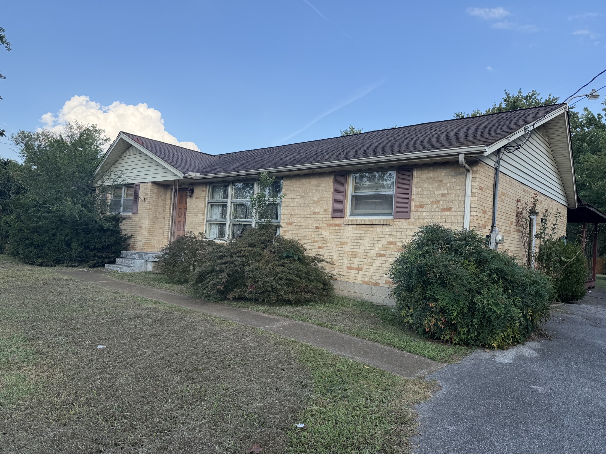 806 Hamblen Dr, Madison, TN 37115