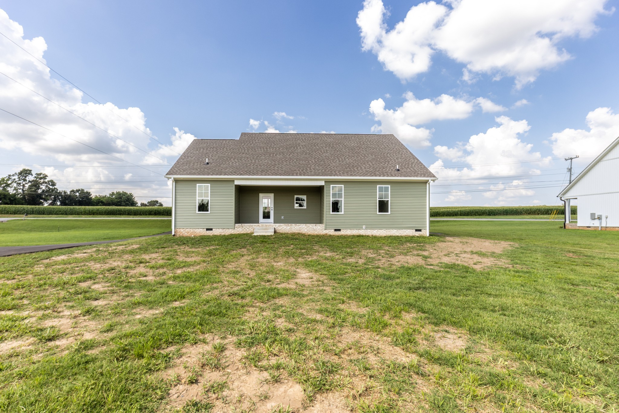 8637 Highway 52, Portland, TN 37148