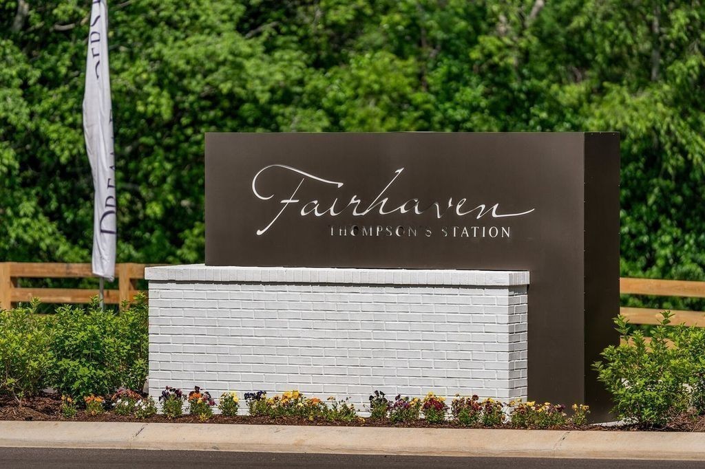 5208 Fairhaven Cir, Thompsons Station, TN 37179