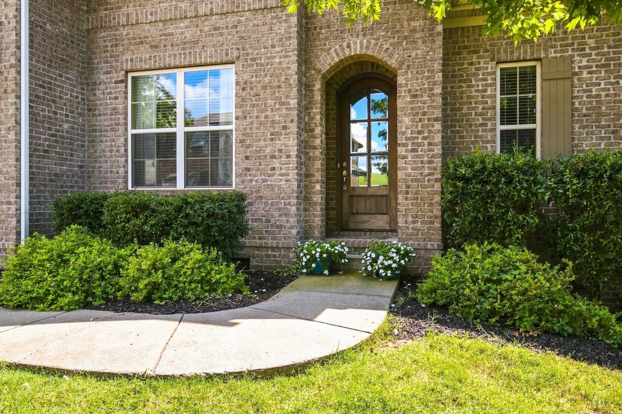 2211 Chantry Place Ln, Thompsons Station, TN 37179