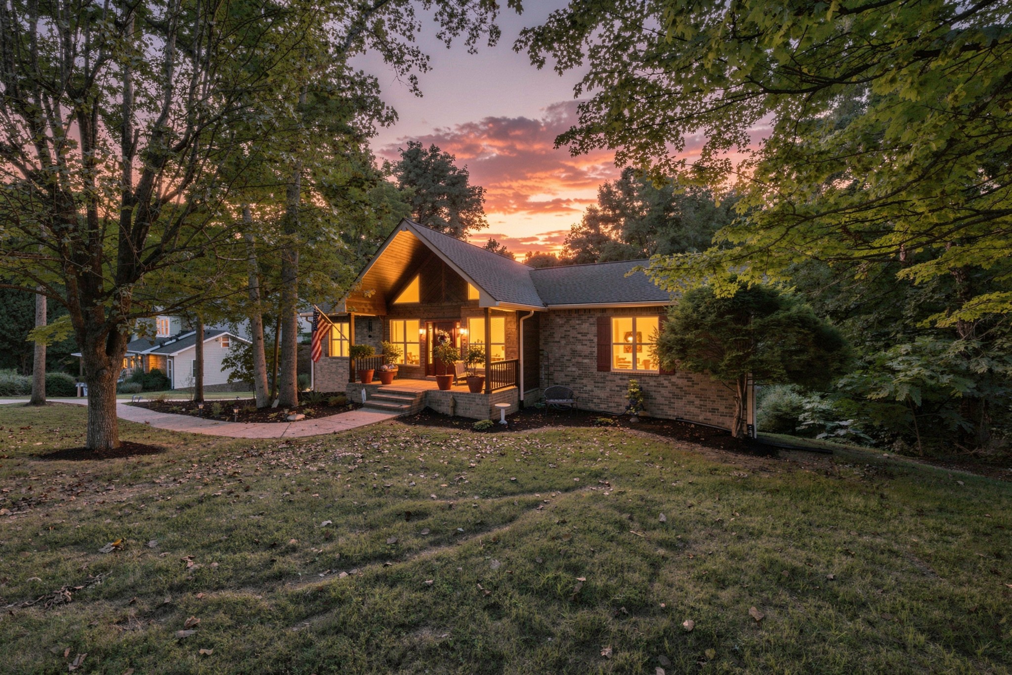 1003 Red Oak Dr, Greenbrier, TN 37073