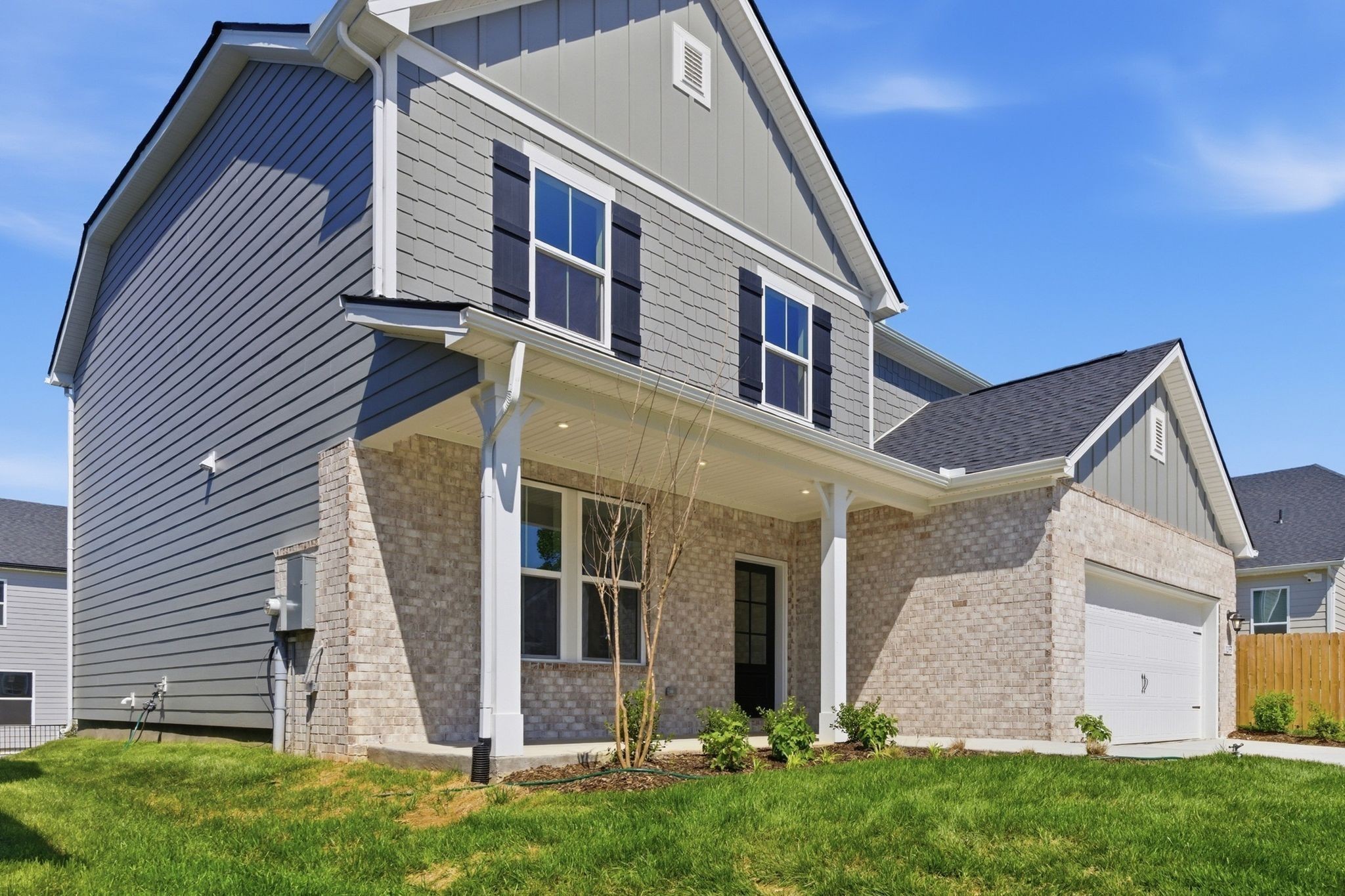 1235 Wallace Way E, Hermitage, TN 37076