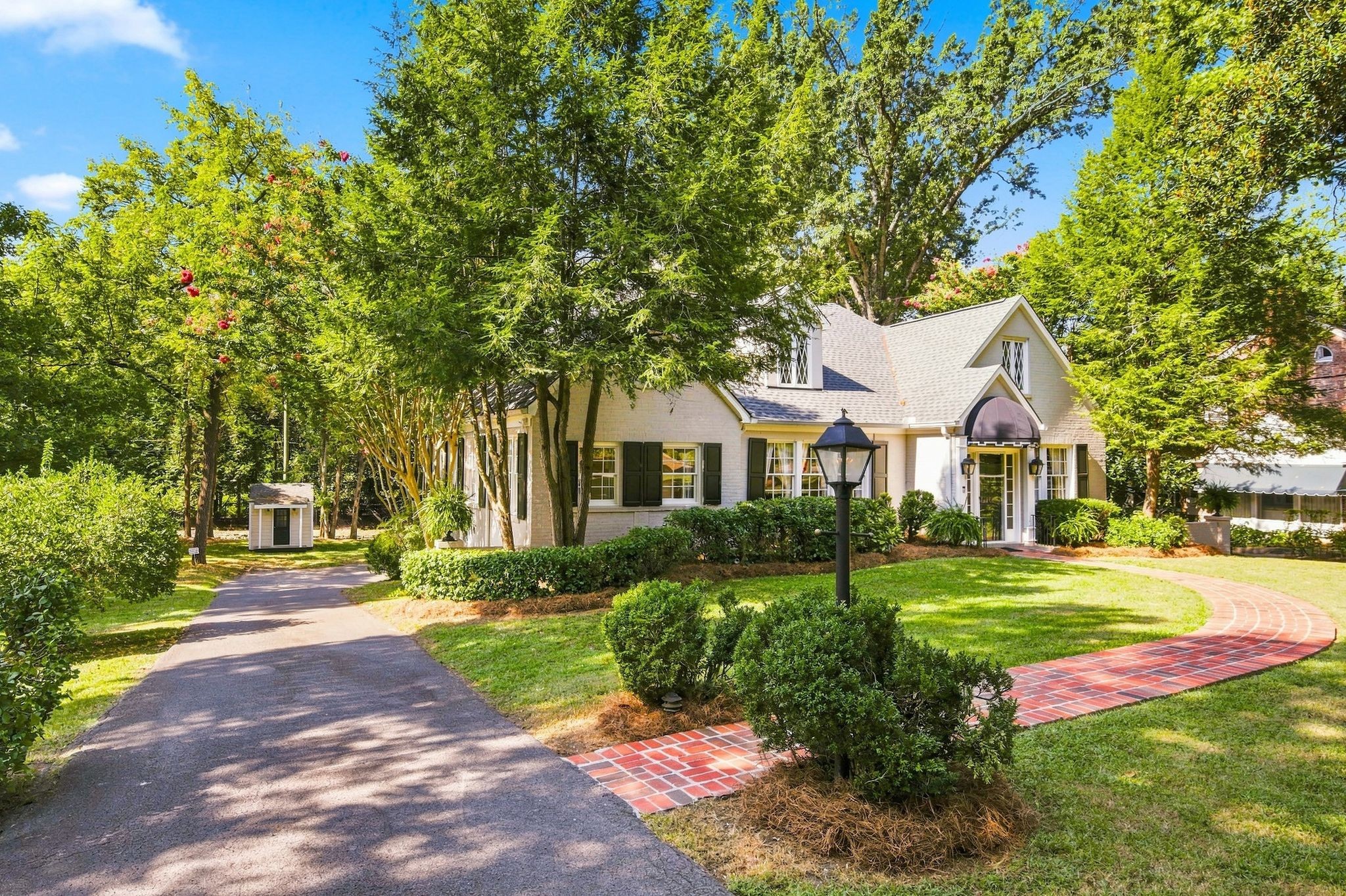 317 Sutherland Ave, Nashville, TN 37205