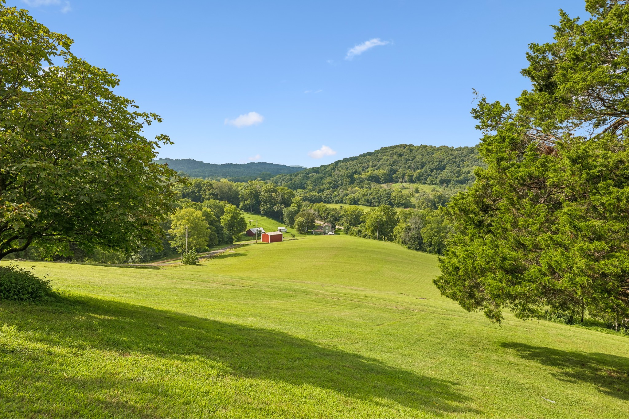 3056 Martin Hollow Rd, Culleoka, TN 38451
