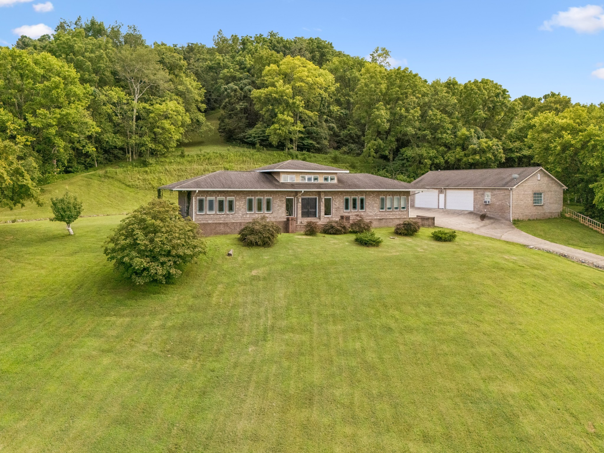3056 Martin Hollow Rd, Culleoka, TN 38451
