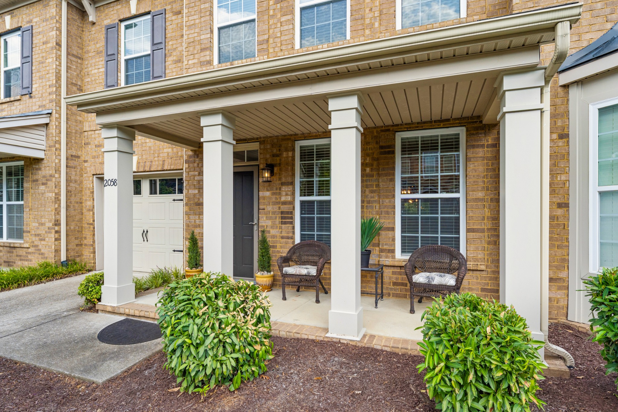 2058 Traemoor Village Dr, Nashville, TN 37209