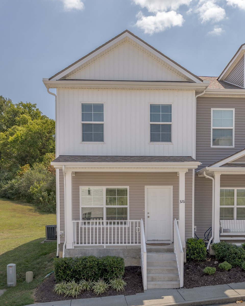 326 Kristen Ct, Columbia, TN 38401