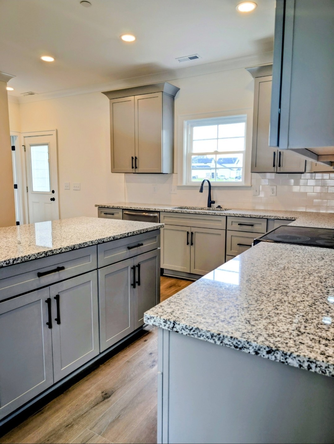 3304 Stonehorn Dr, Bell Buckle, TN 37020