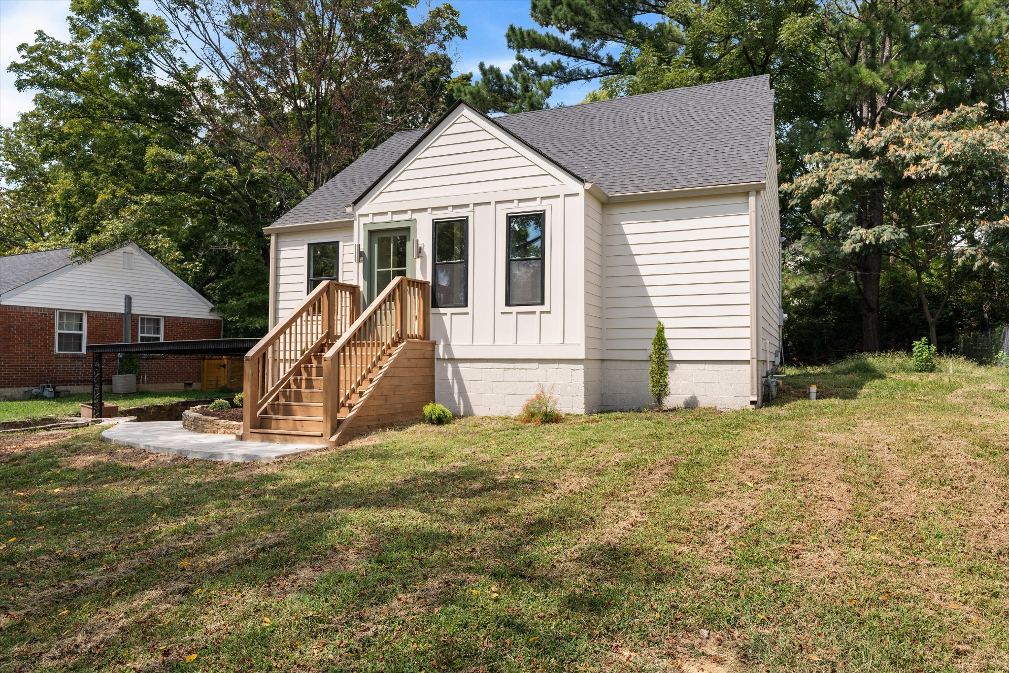 1326 Saturn Dr, Nashville, TN 37217