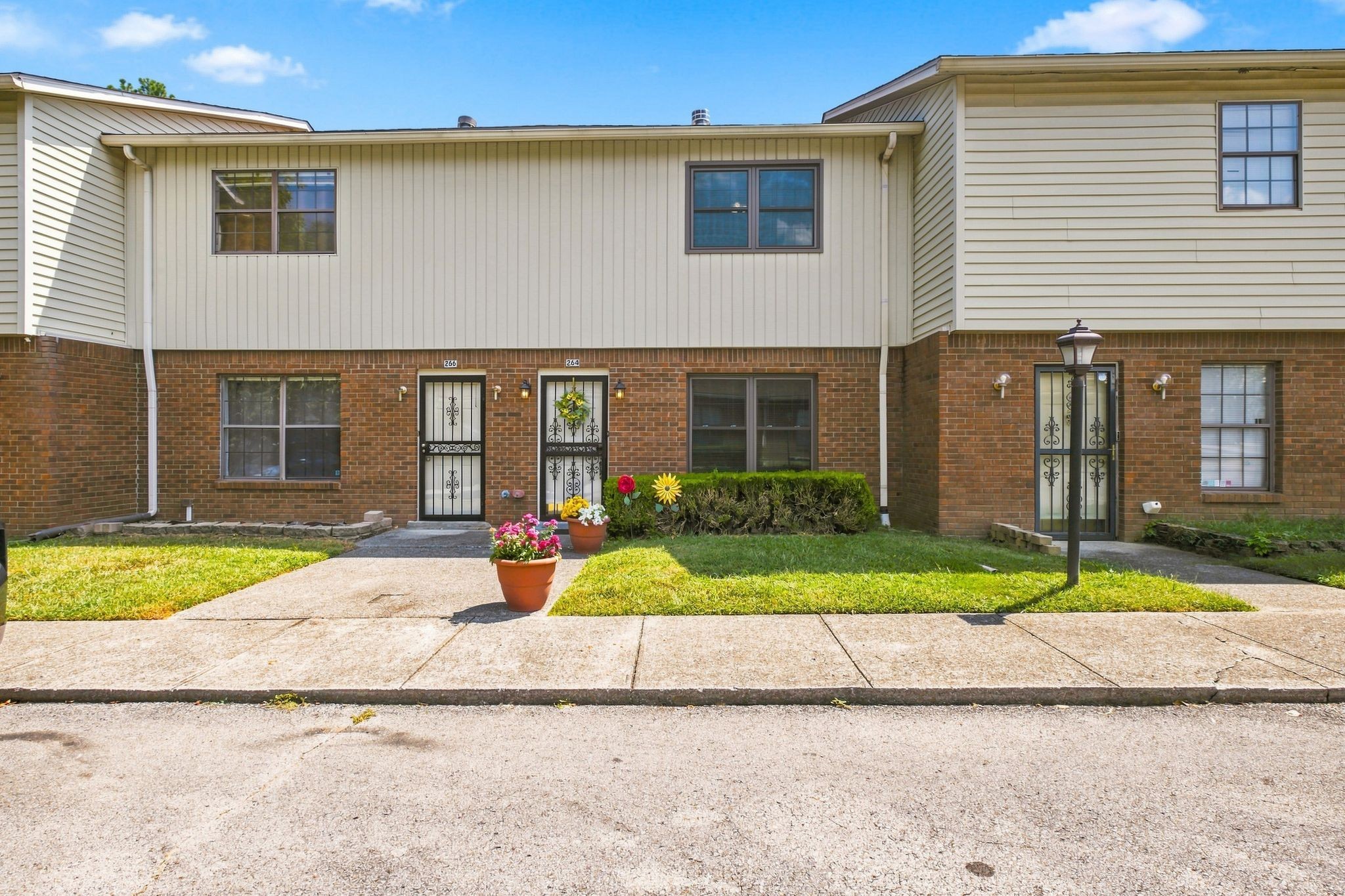 264 Mayflower Ln N, Madison, TN 37115