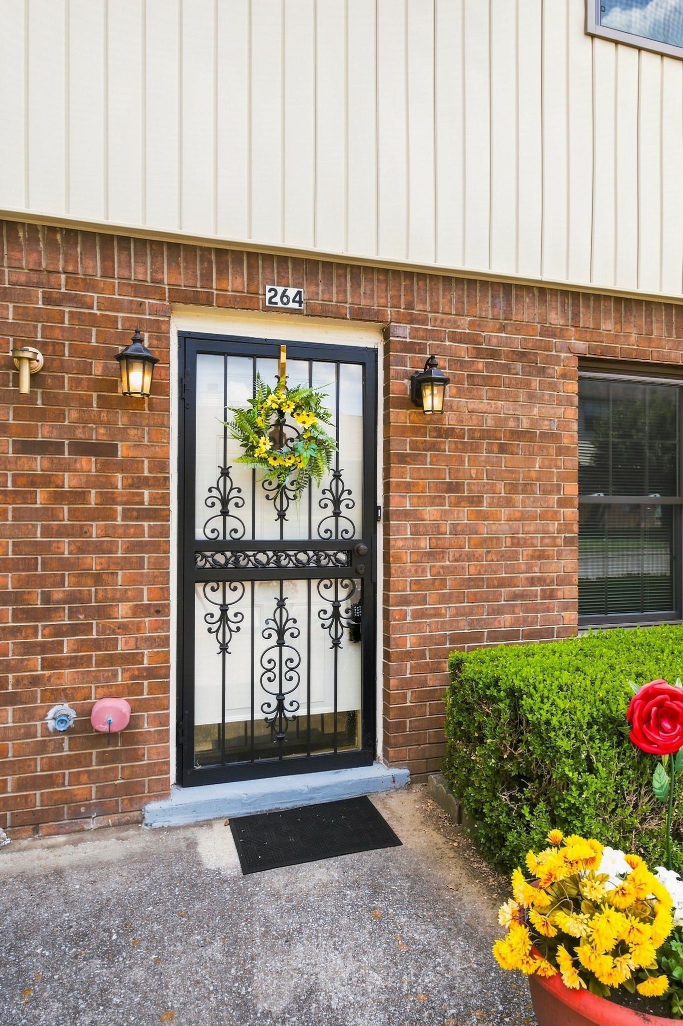 264 Mayflower Ln N, Madison, TN 37115
