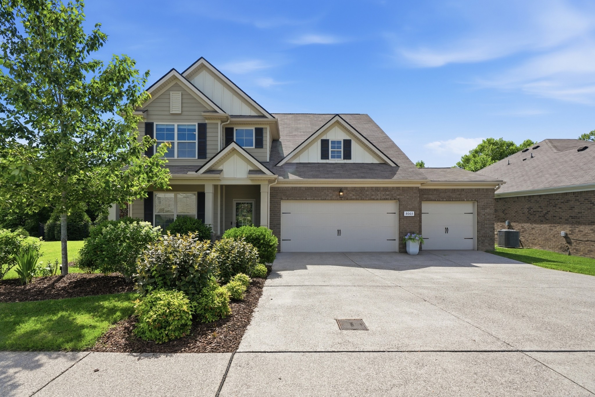 8003 Forest Hills Dr, Spring Hill, TN 37174