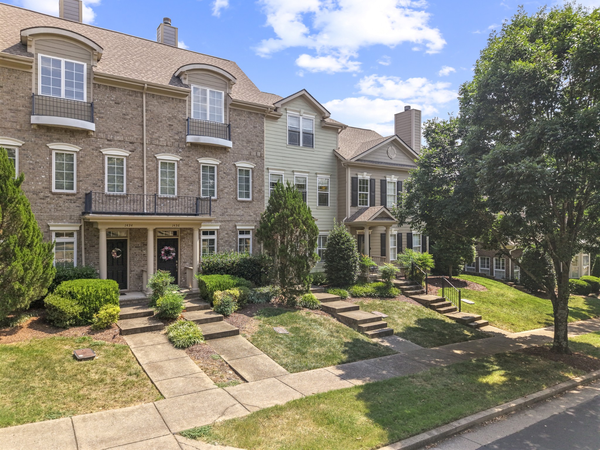 1438 Burnside Dr, Franklin, TN 37067