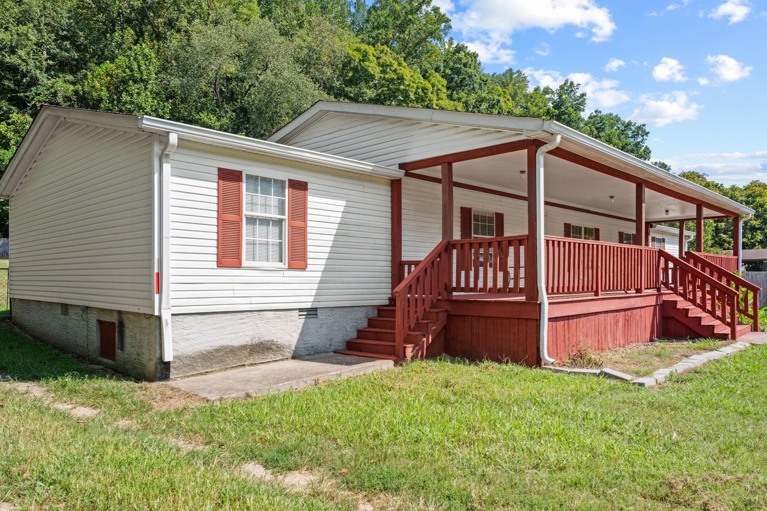 1404 Little Pond Creek Rd, Pegram, TN 37143