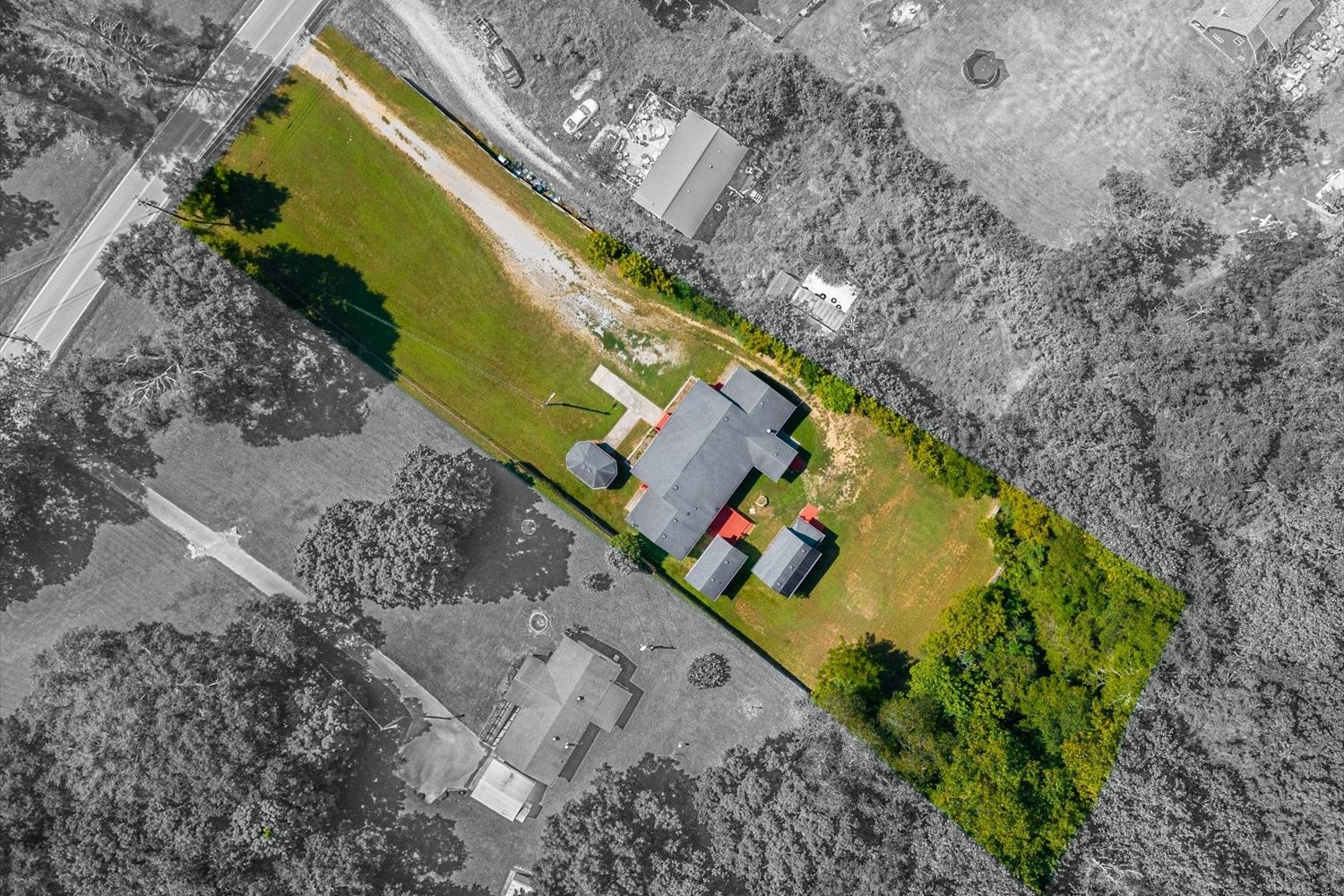 1404 Little Pond Creek Rd, Pegram, TN 37143