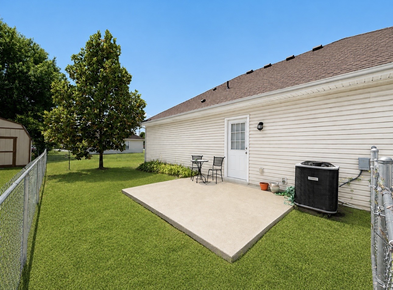 551 Albion Cir, Gallatin, TN 37066