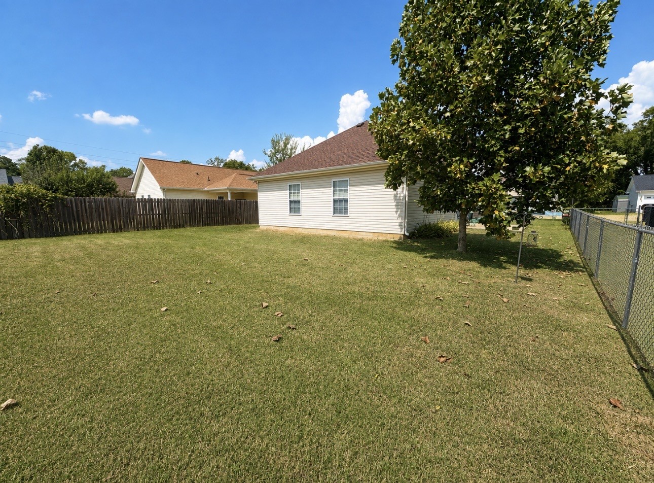 551 Albion Cir, Gallatin, TN 37066