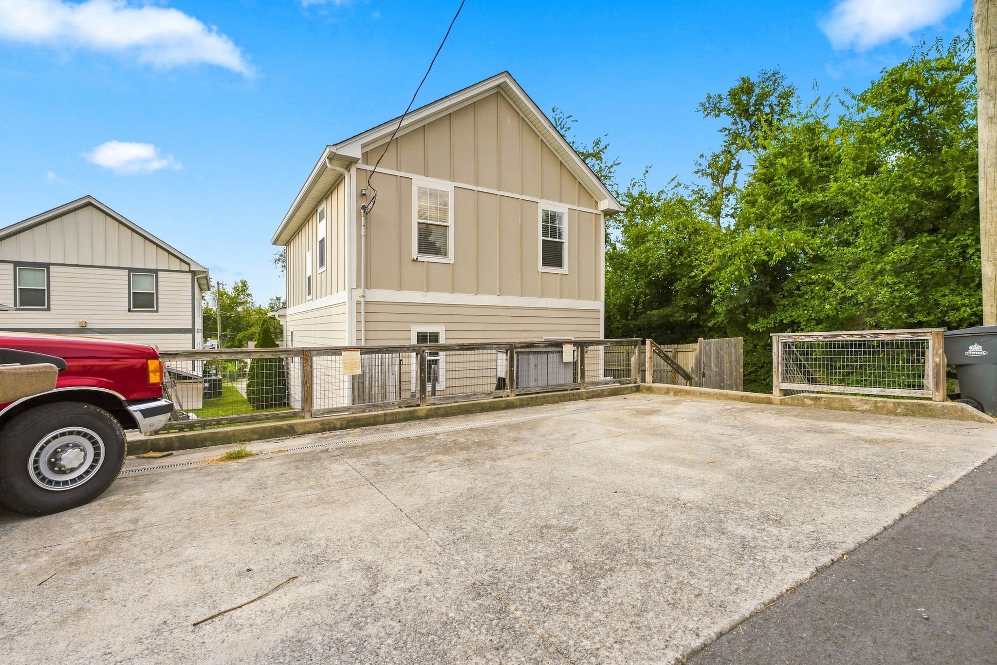 1719B Nubell St, Nashville, TN 37208