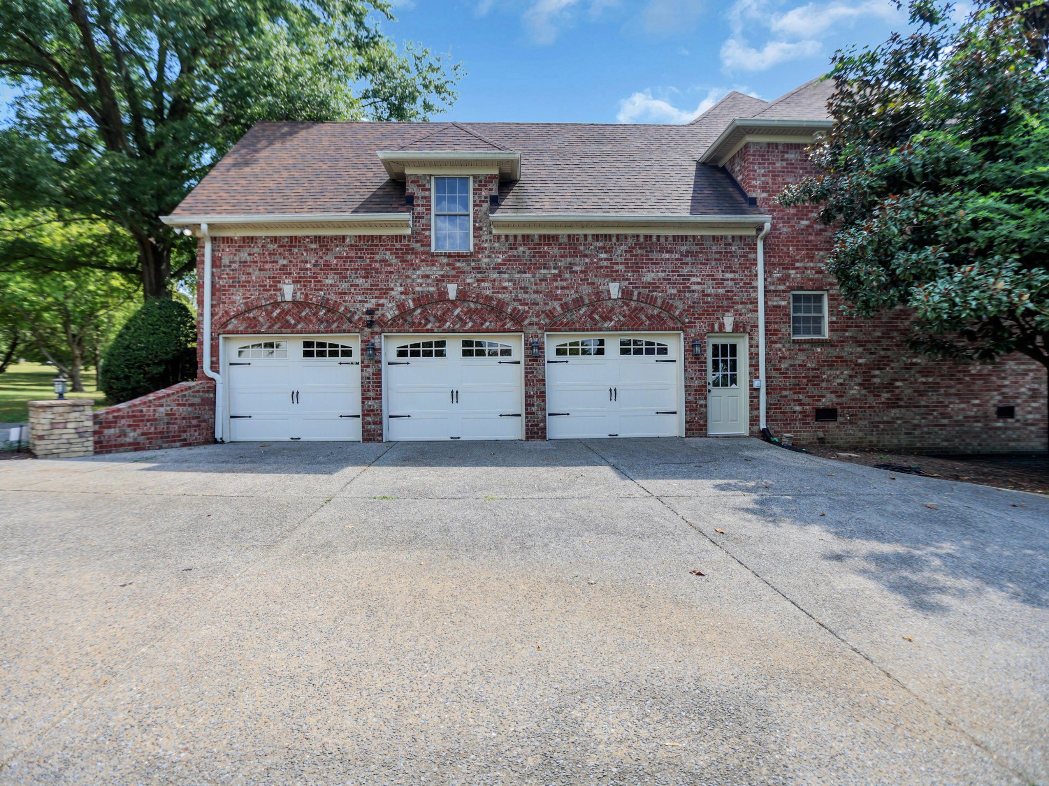 1405 Drakes Creek Rd, Hendersonville, TN 37075