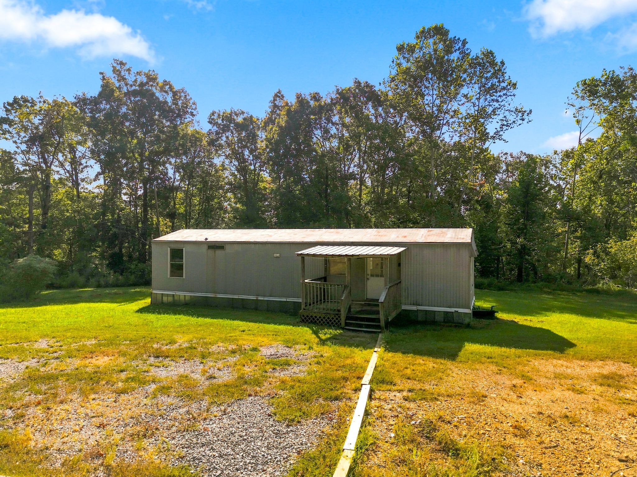 161 Oaktree Ln, Dickson, TN 37055