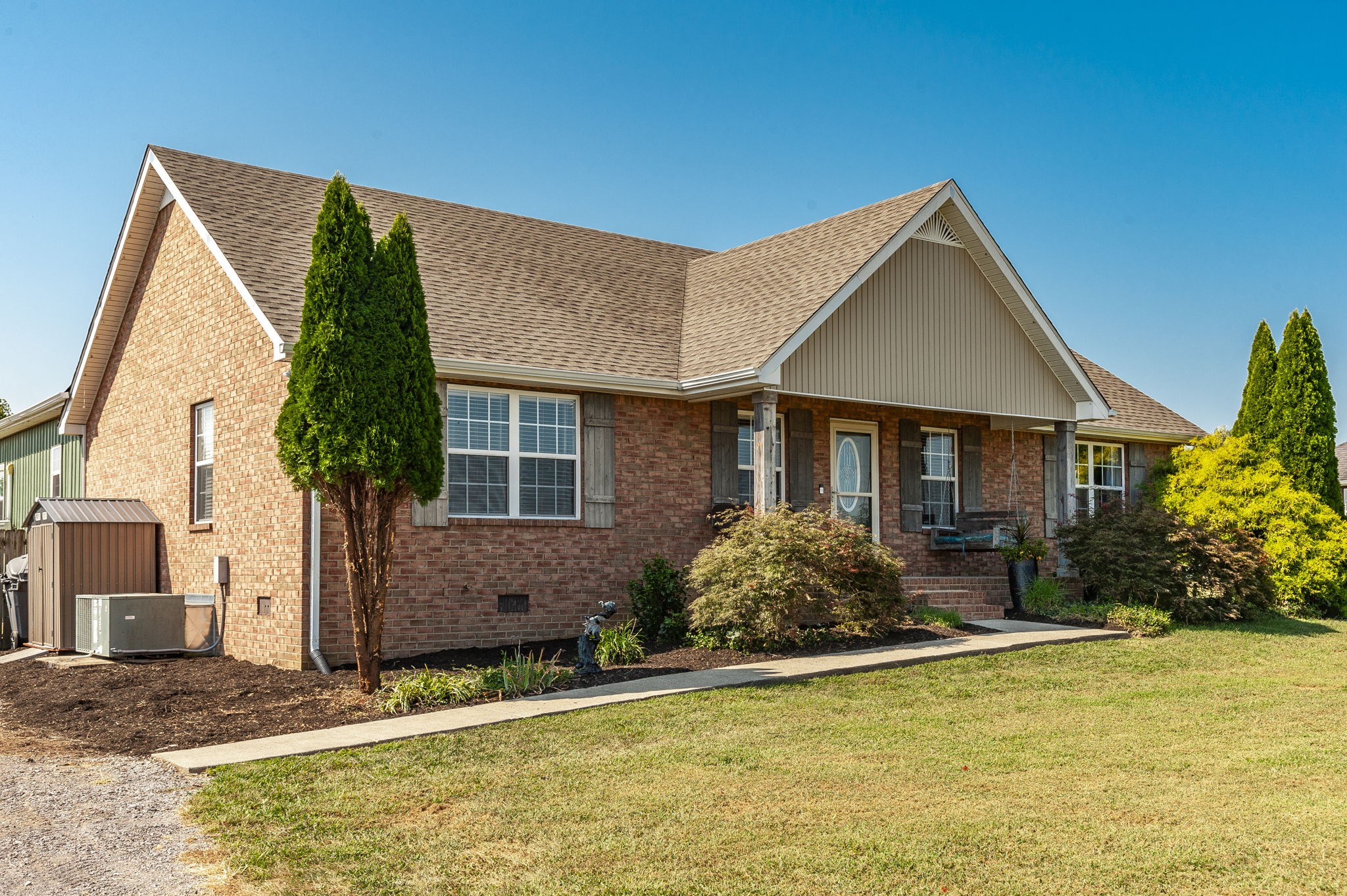 1008 Spire Way Dr, Castalian Springs, TN 37031
